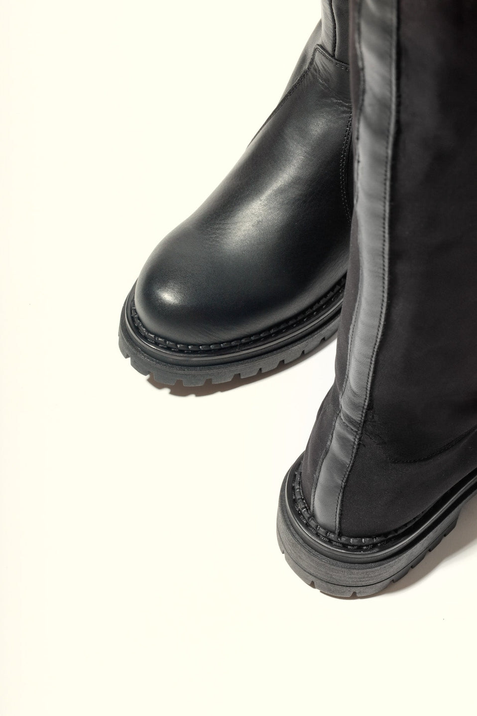 Liora Boots