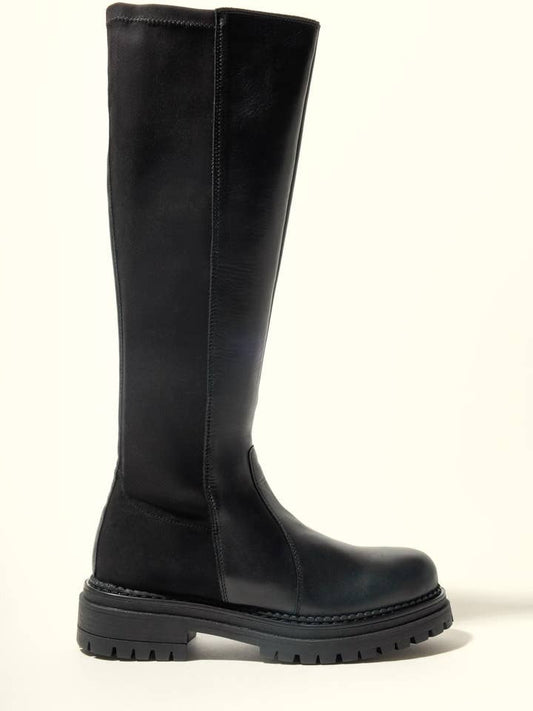 Liora Boots
